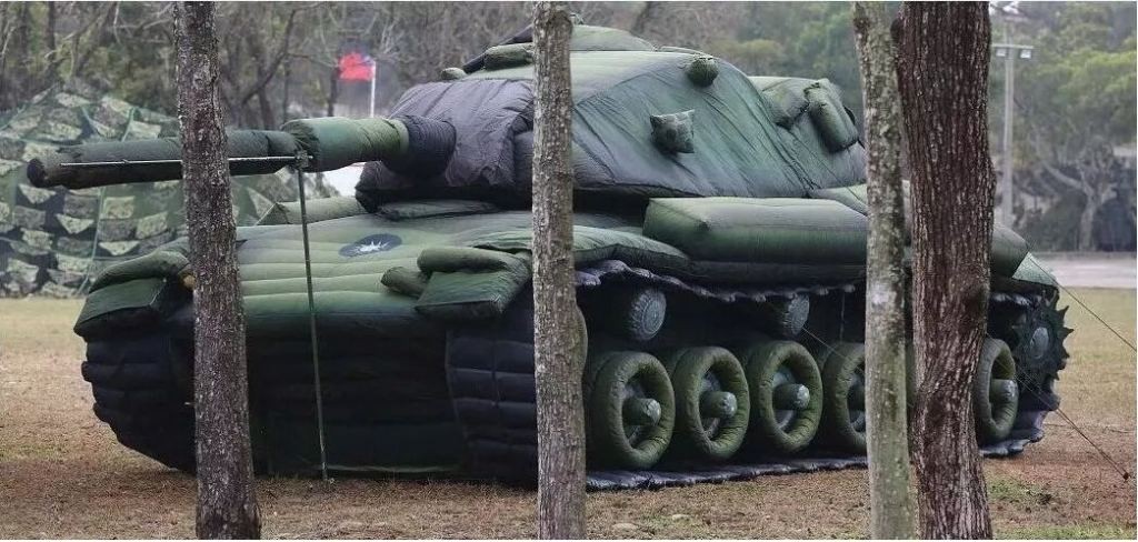 临泽军用充气坦克